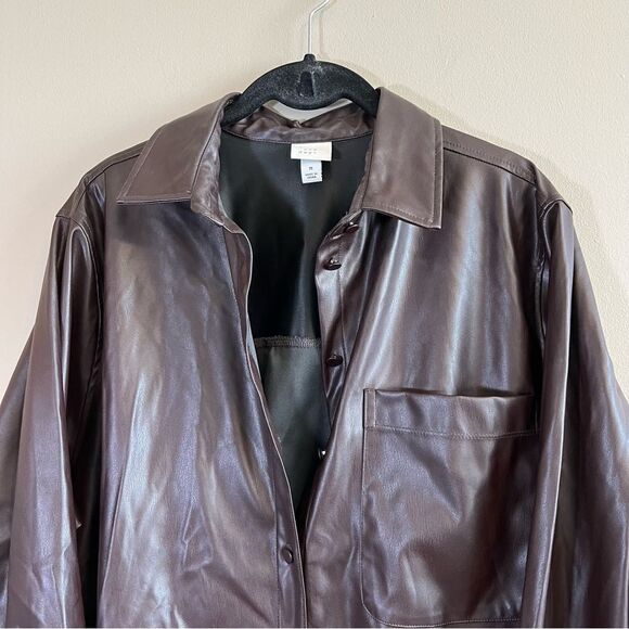 ✨ A New Day Brown Faux Leather Button Up Top Medium - Picture 2 of 10